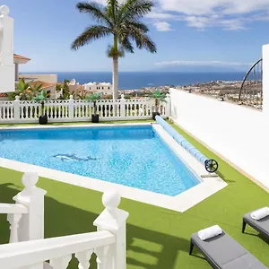 https://villa-exotica.tenerifehoteles.net